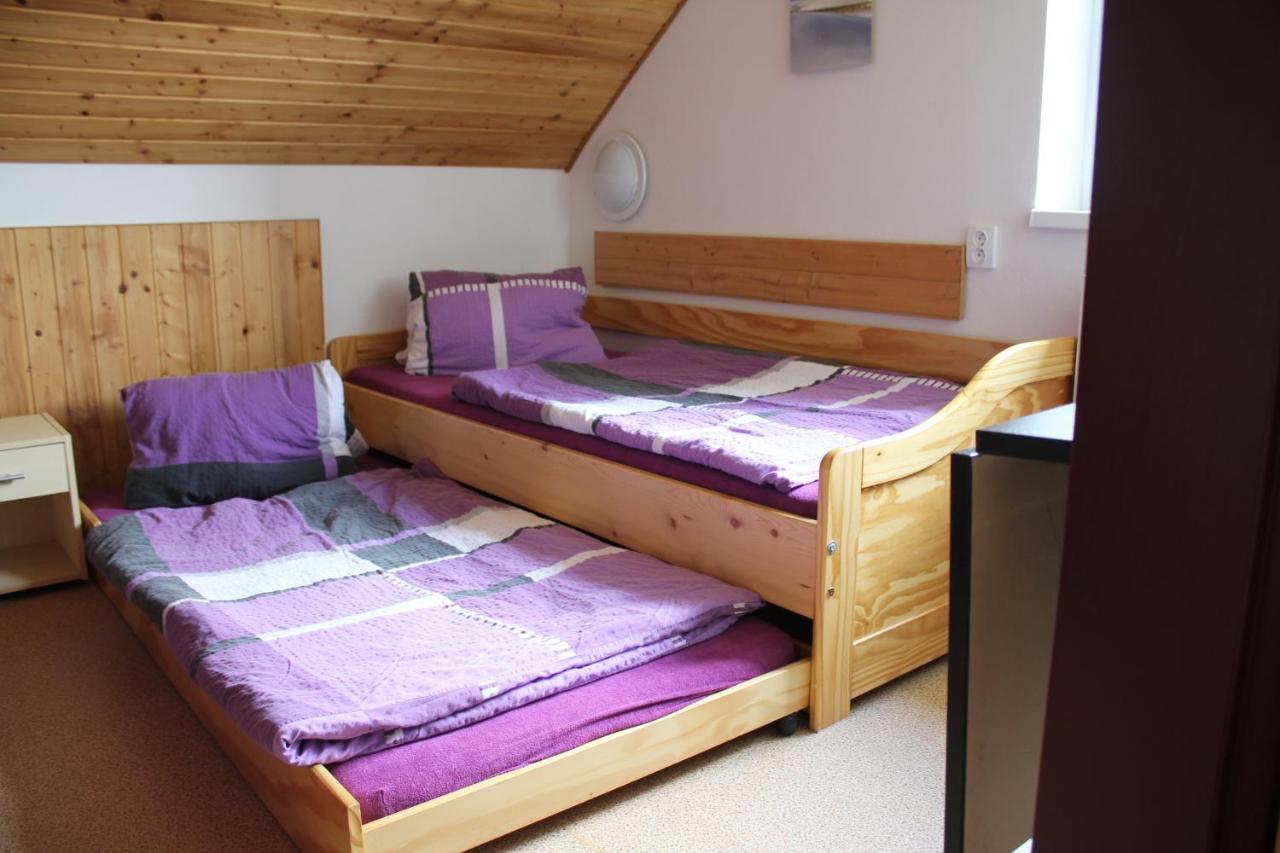 Apartmany Fialka Kasperske Hory Exterior photo
